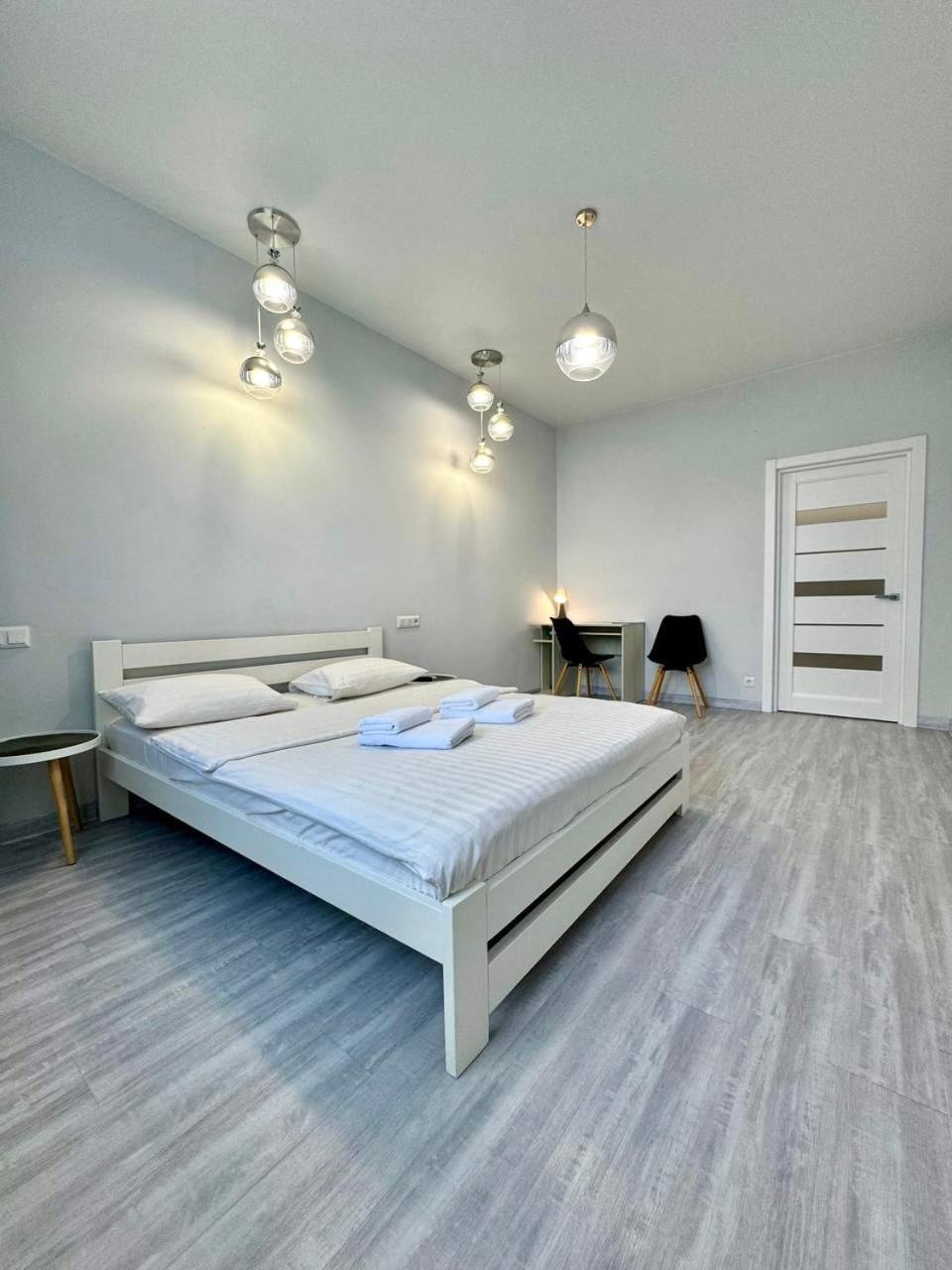 Apartpoltava Жк "Пилипа Орлика,26" Business Апартаменти З Неймовірною Панорамою - Led Дзеркало -Тропічний Душ ภายนอก รูปภาพ
